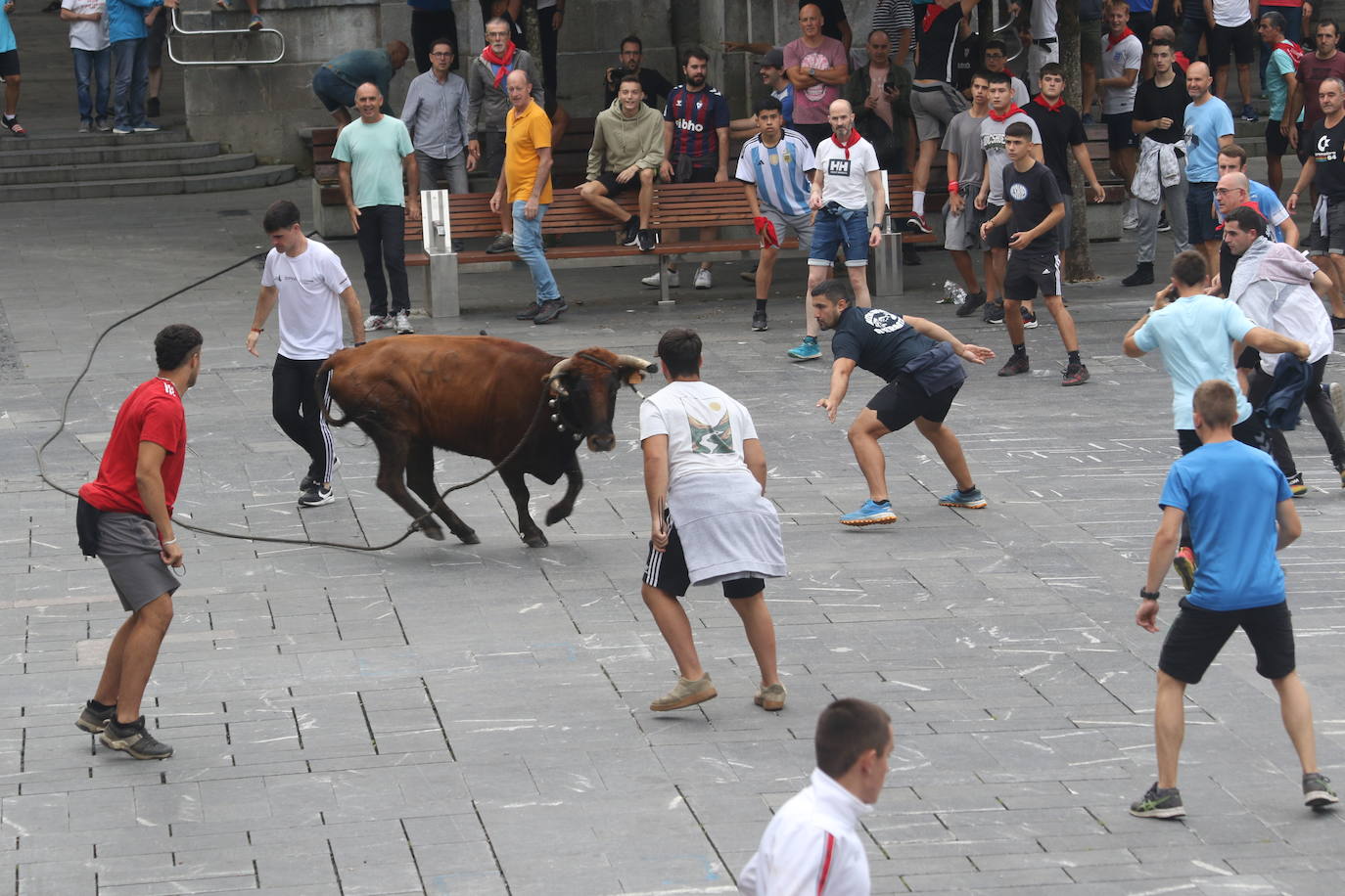 Las mejores imágenes del Día de la Adolescencia y la Juventud de las fiestas de San Bartolomé