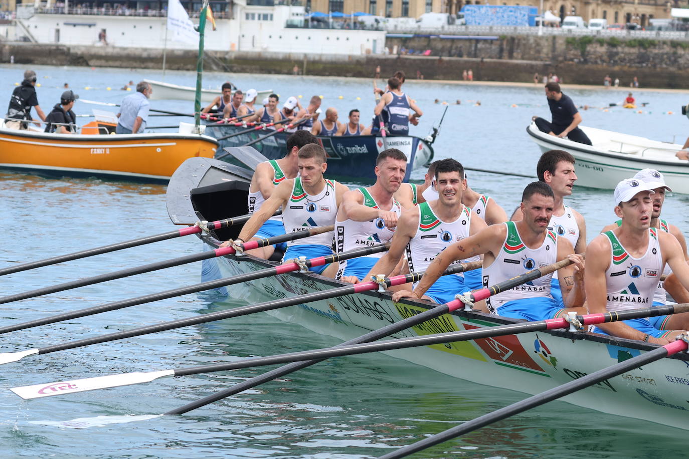 Las mejores imágenes de la regata masculina