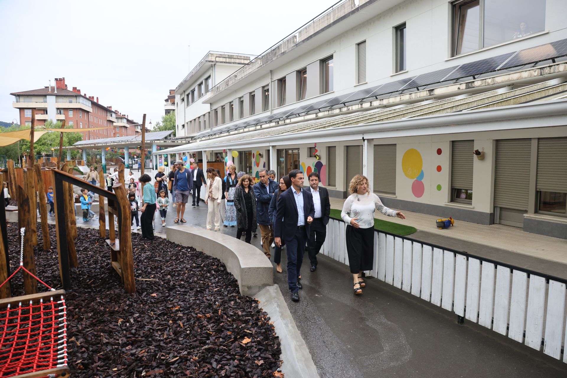 El lehendakari inaugura el curso escolar en el colegio Orokieta de Zarautz