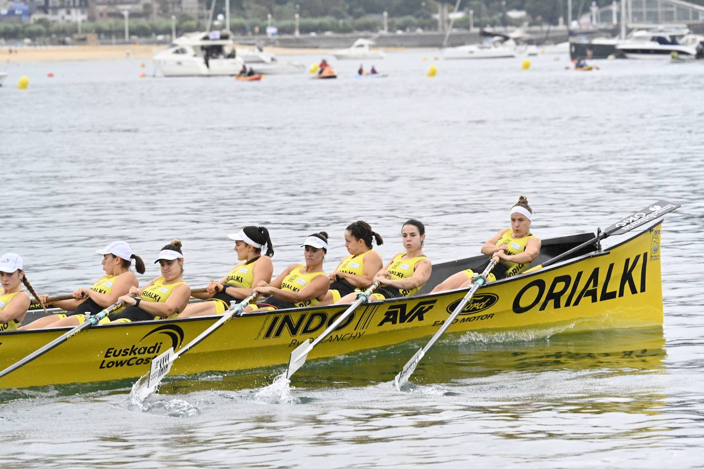 Arraun Lagunak logra su tercera Bandera de La Concha