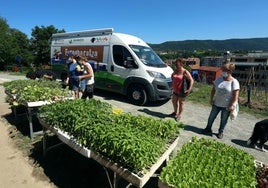 La furgobaratza, durante una visita realizada anteriormente a la comarca de Oarsoaldea.