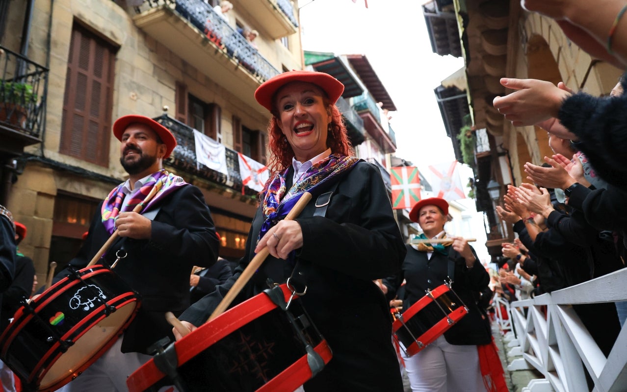 El desfile de la compañía Jaizkibel, en imágenes