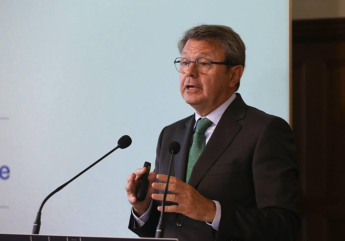 El secretario de Estado de Transportes y Movilidad Sostenible, José Antonio Santano.