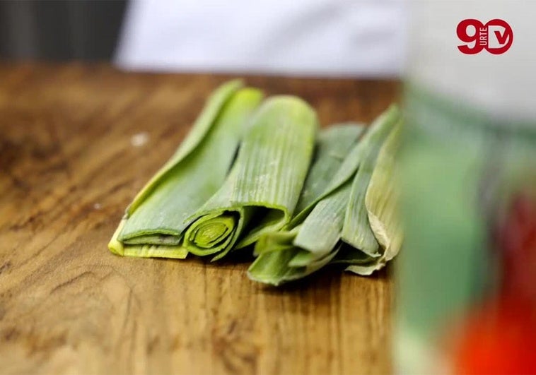 Receta de puerro en texturas de Javi Rivero y Gorka Rico