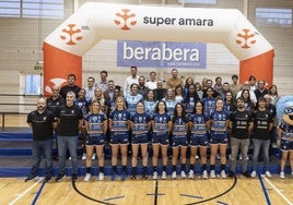 La foto de familia del Bera Bera para esta nueva temporada.