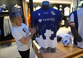 La nueva camiseta exclusiva de la Real para el partido contra el Real Madrid