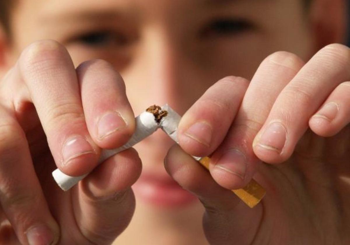 El tabaco es el causante de más del 80% de casos de cáncer de pulmón y laringe.