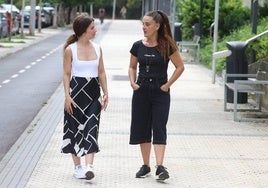 Vanesa y Josune Huerta, paseando en Donostia.