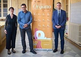 Marisol Martínez, José Luis Echechipía e Ignacio Apezteguía.