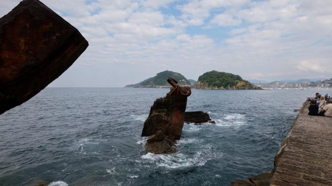 Imagen después - De la roca desnuda al rebase, el espectacular contraste de las mareas vivas en Gipuzkoa