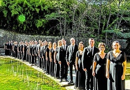 Unos cuarenta integrantes forman Oñatiko Ganbara Abesbatza.