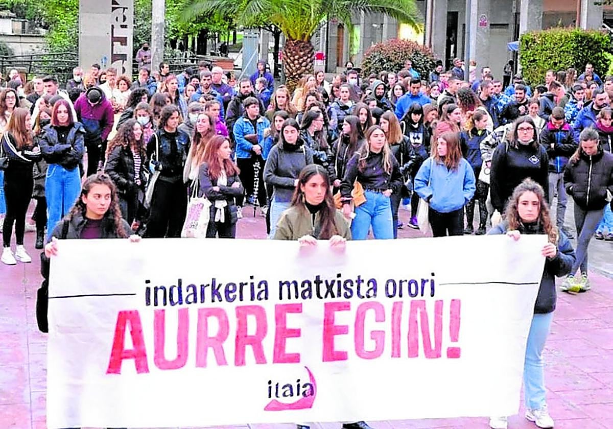 Uno de los actos que condenaron la agresión sexual en Zumarraga.