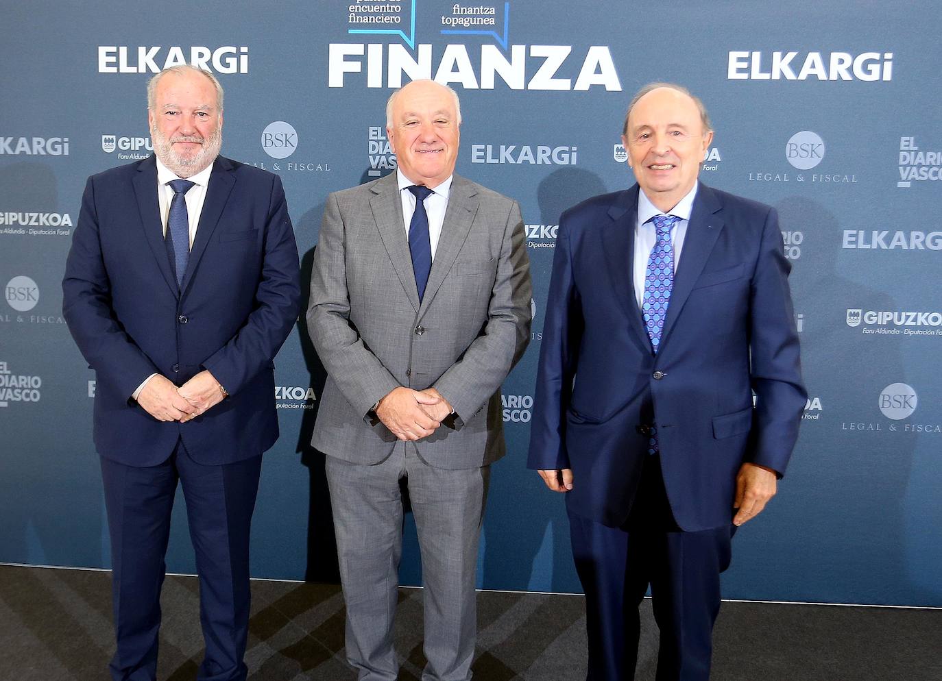 Roberto Larrañaga (vicepresidente de Elkargi), Josu Sánchez (expresidente de Elkargi) y Jesús Alberdi (exconsejero delegado de Elkargi)