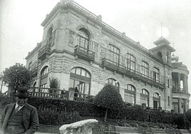 Antiguo edificio del restaurante, cine –«de los de toda la vida»– y baile de Igeldo.