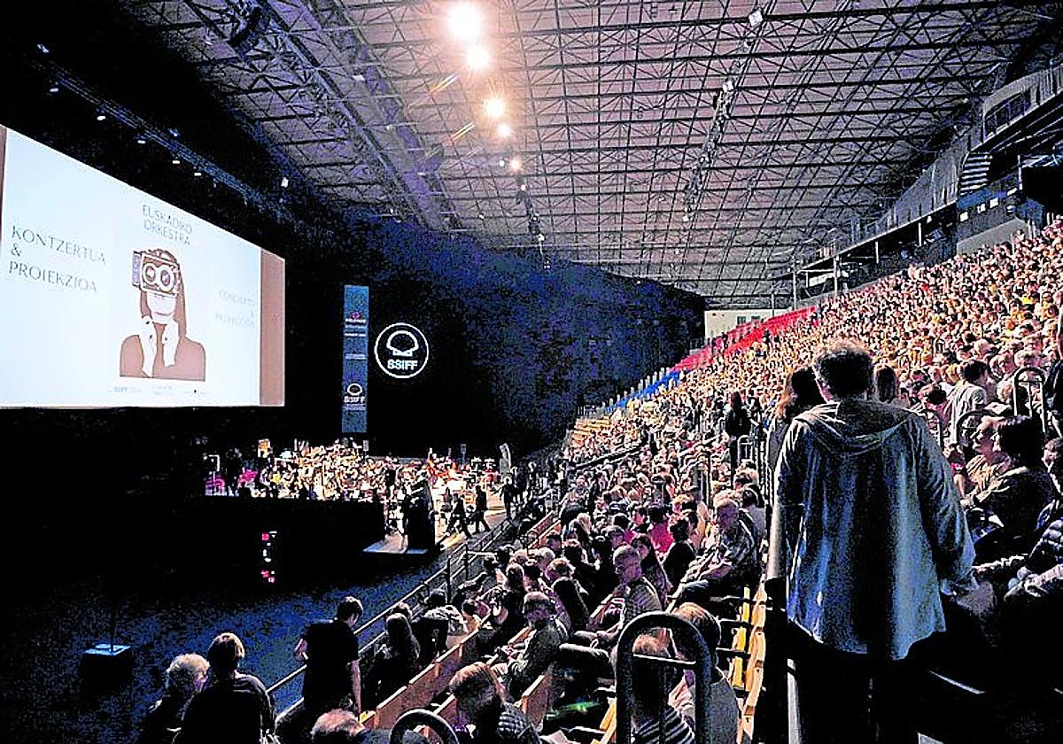 Concierto de cine de la Euskadiko Orkestra en el Velódromo.