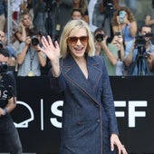Cate Blanchett aterriza en una fugaz visita para recibir su Premio Donostia