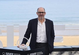 El director alemán, Edward Berger, esta mañana en la terraza del Kursaal.