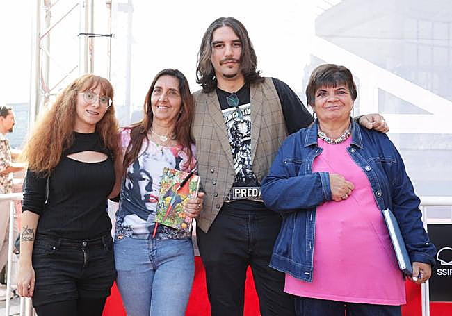 Las veteranas Amaia Galarreta y Blanca Bravo junto a los jienenses Estefanía Pulido e Ismael Martos.