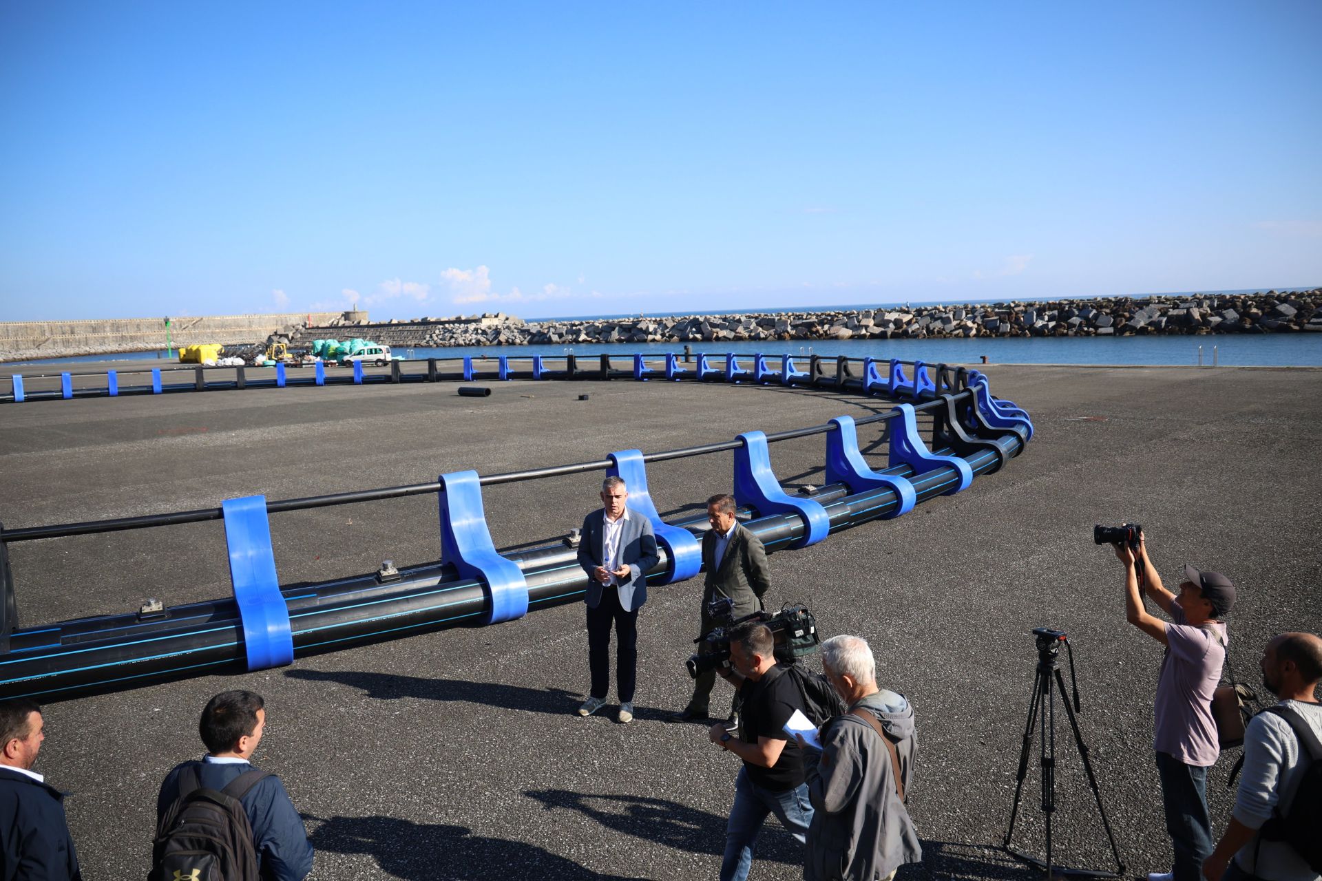 Así son las instalaciones acuícolas sumergibles que se instalarán frente a Getaria