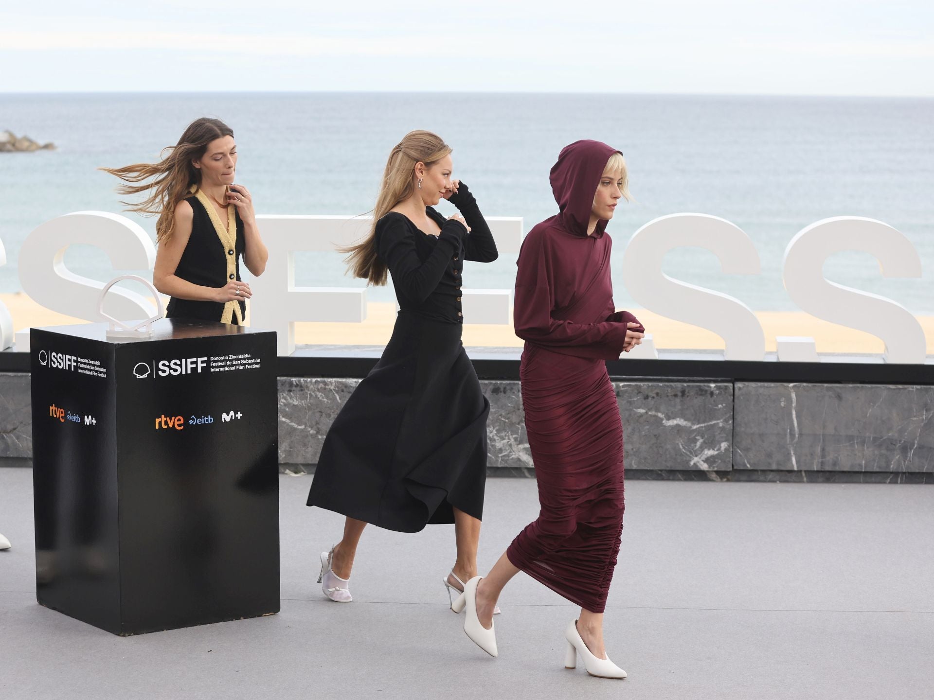 El look oscuro de Ester Expósito para presentar &#039;El Llanto&#039; en San Sebastián