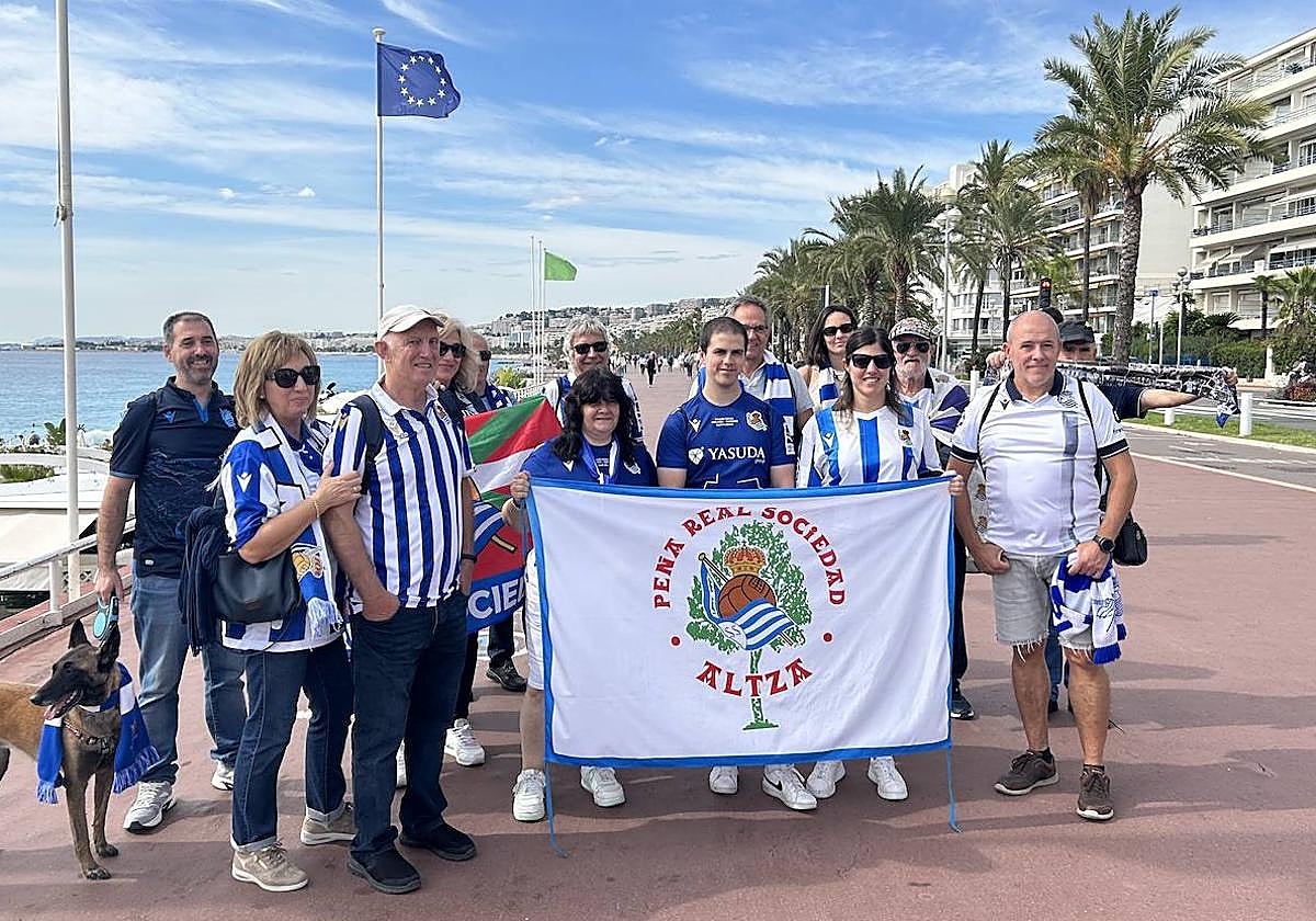 Pinceladas txuri-urdin en la Costa Azul