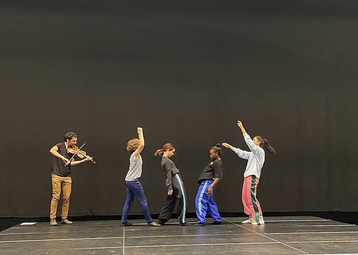 Kukai invita a reflexionar a través de la danza