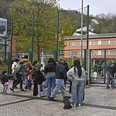 Indignación entre los padres: «¿Desde cuándo se cierra un colegio por un partido de fútbol?»