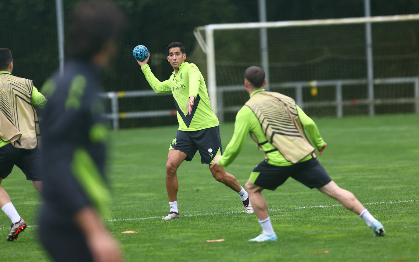 Balonmano para ensayar el estreno europeo en casa