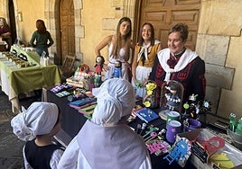 2.600 litros de sidra y 2.000 talos en un txotx multitudinario