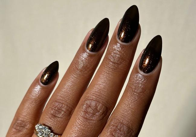 Uñas 'Copper nails'