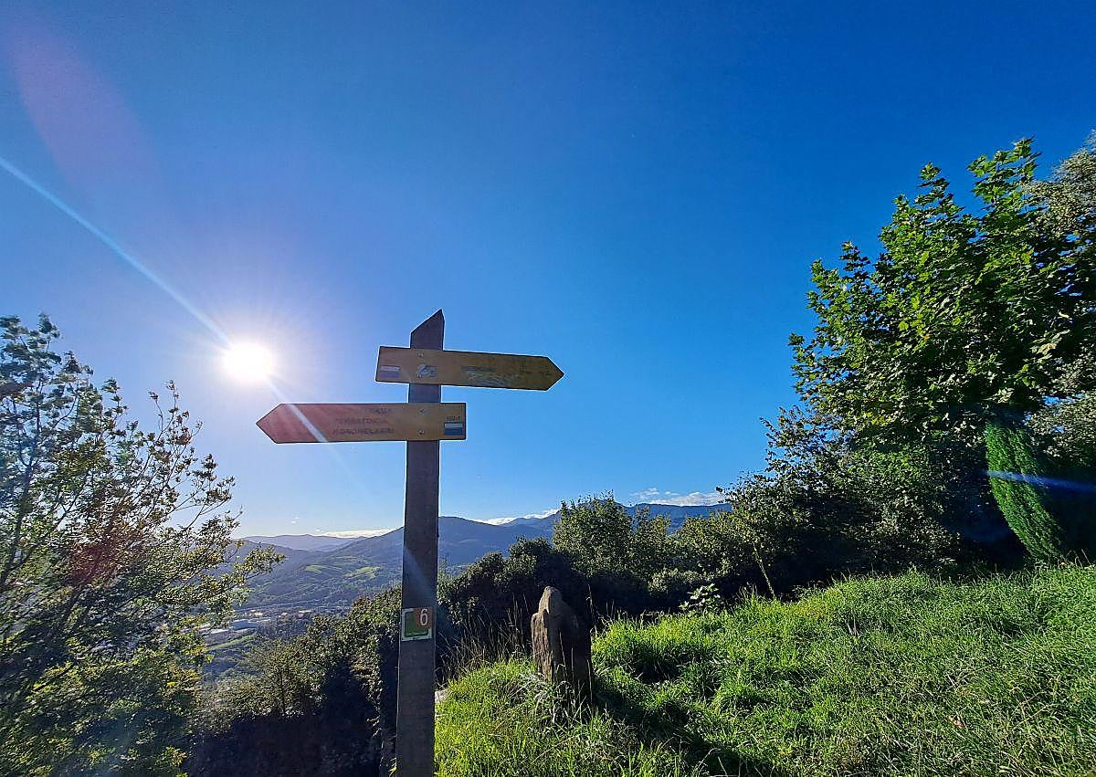 Imagen secundaria 1 - Agerreburu: el mirador de Santa Bárbara