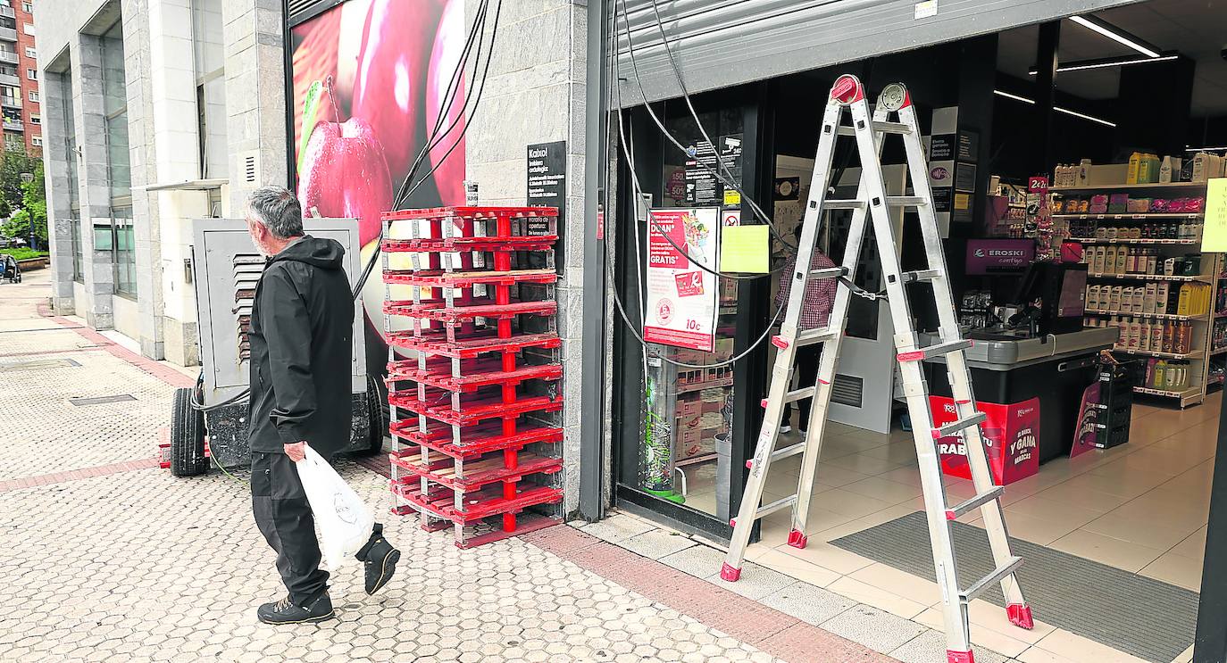 El suministro eléctrico no se restableció hasta ayer al mediodía.