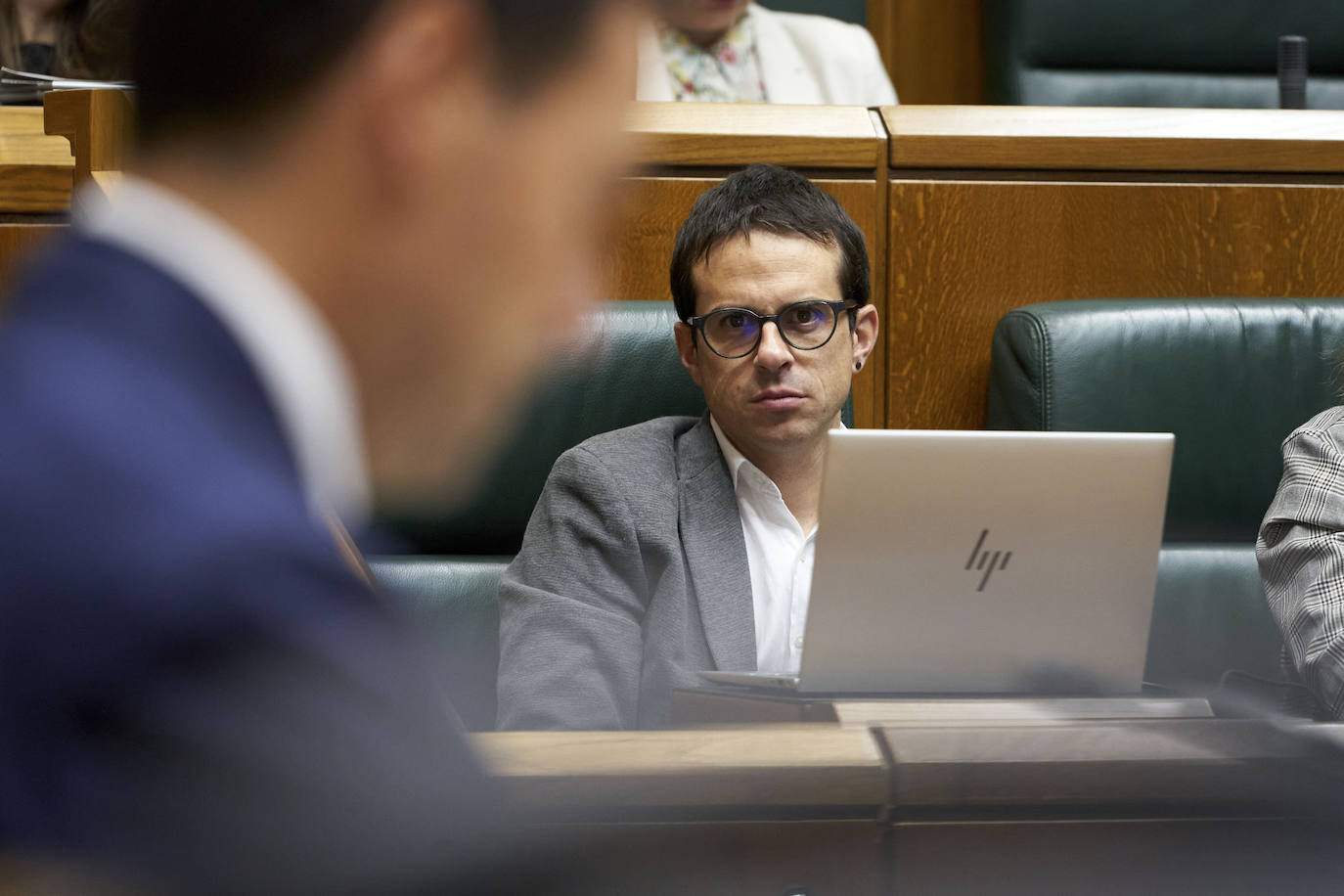 El lehendakari, en el pleno de ayer en Vitoria.