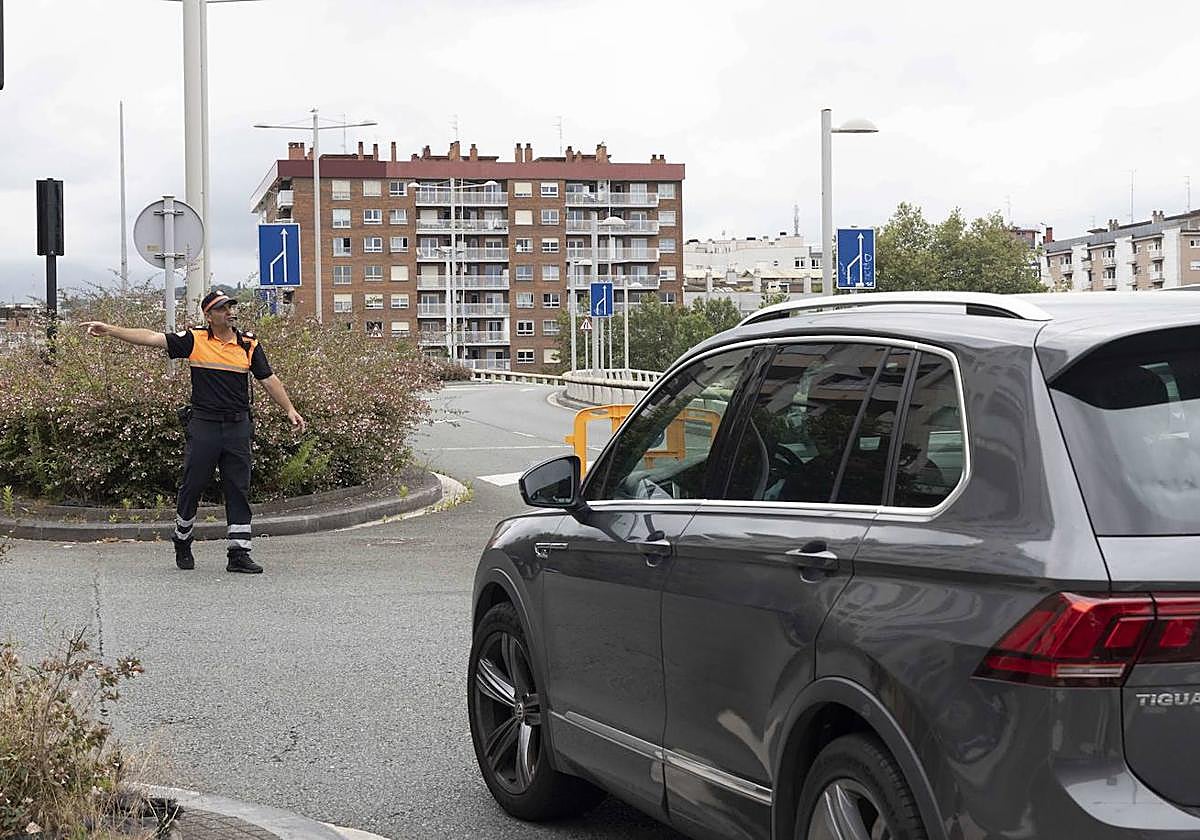 El domingo por la mañana se cortará el tráfico en el Boulevard y en la Avenida de Satrustegi.