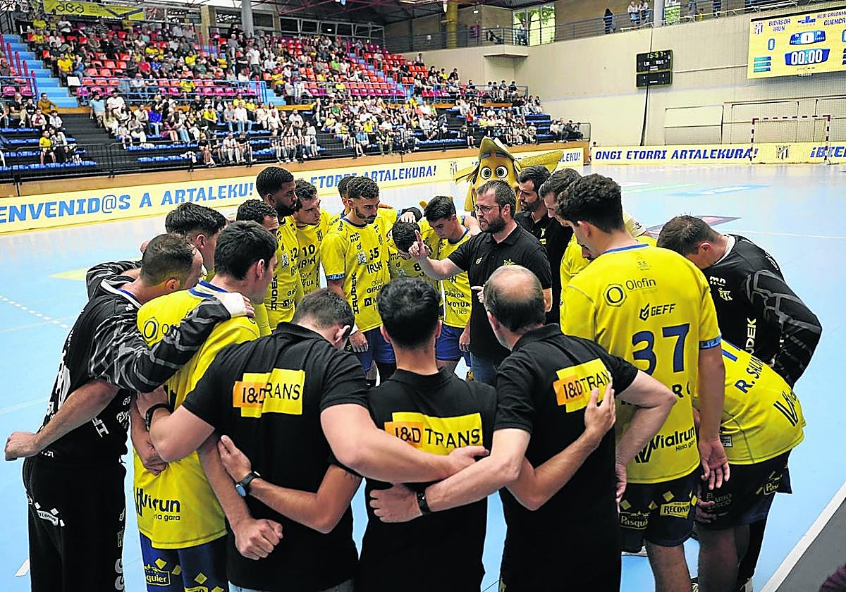 Al Bidasoa Irun se le presenta hoy un reto importante en la cancha del Ystads sueco.