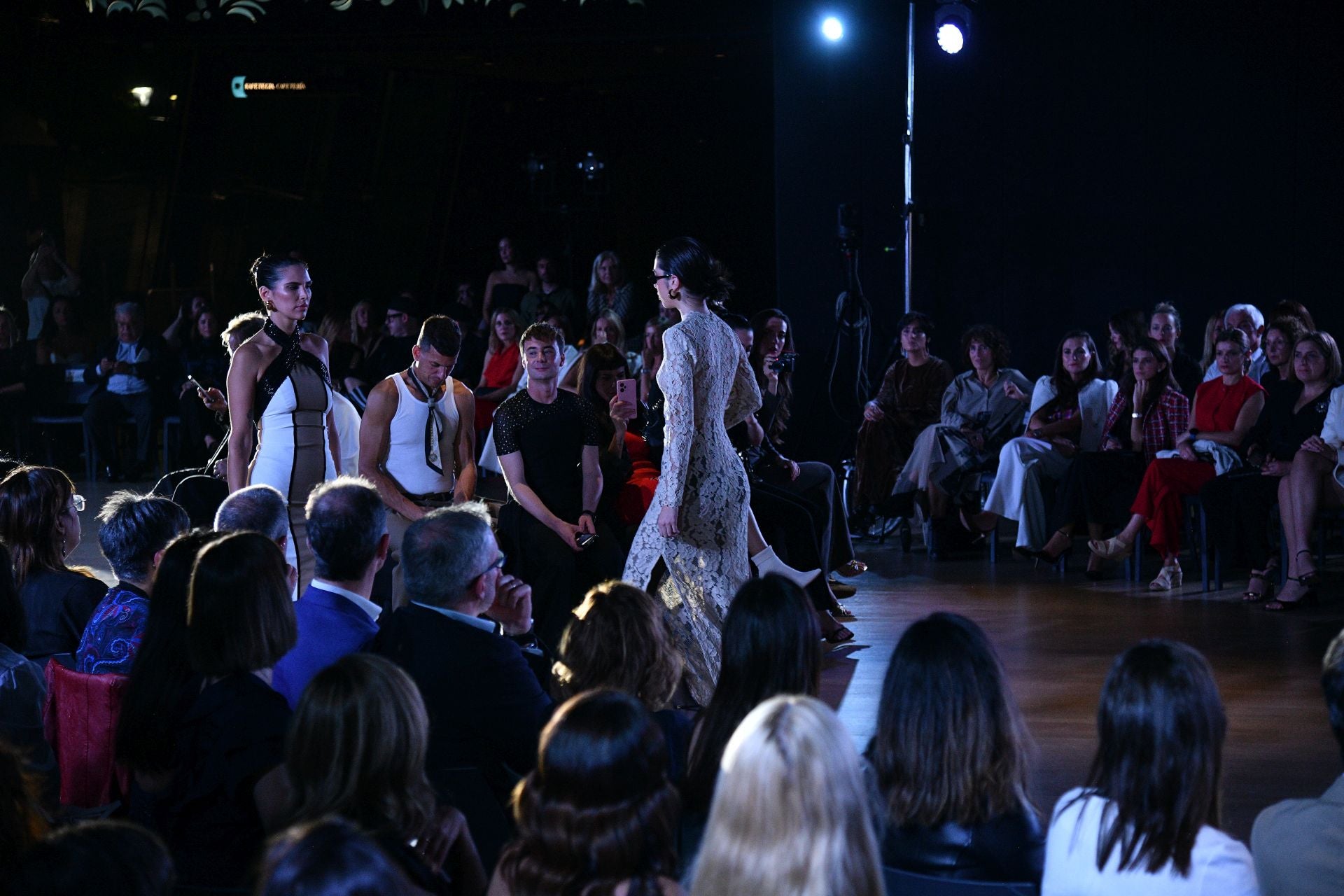 El desfile de Nicolás Montenegro en el Museo Balenciaga