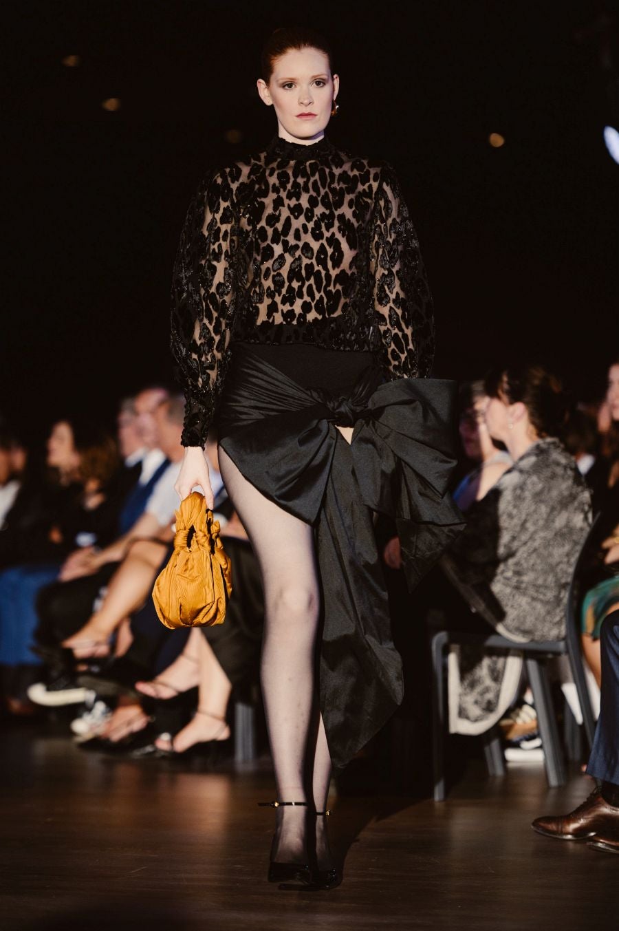 Desfile de Nicolás Montenegro en el Museo Balenciaga