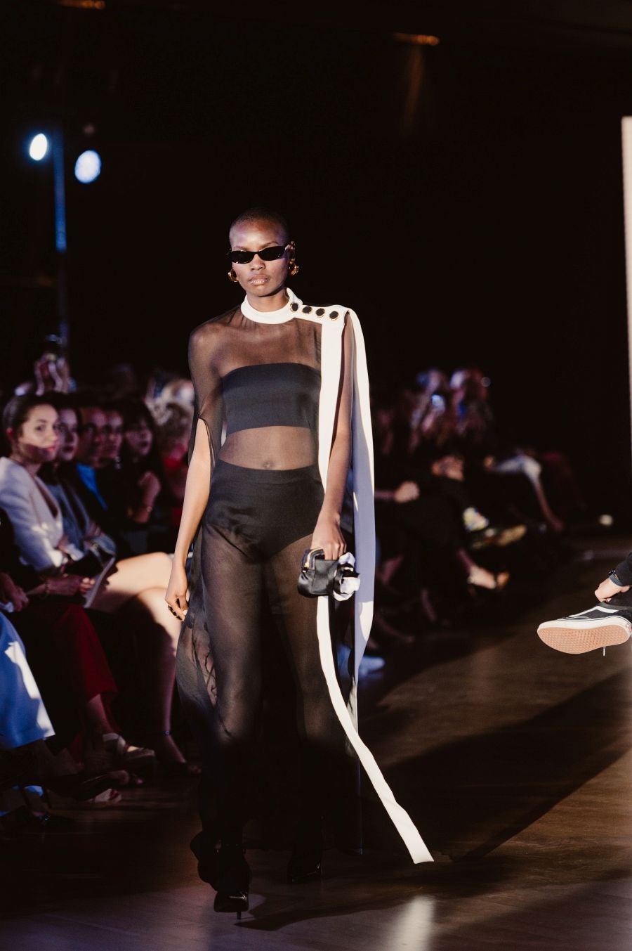 Desfile de Nicolás Montenegro en el Museo Balenciaga