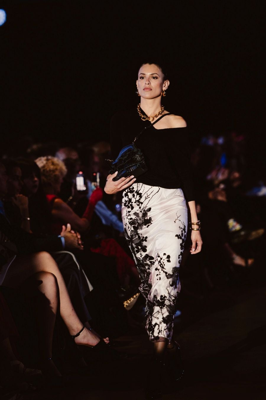 Desfile de Nicolás Montenegro en el Museo Balenciaga