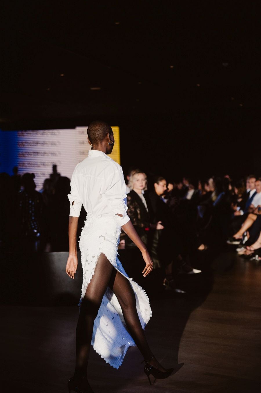 Desfile de Nicolás Montenegro en el Museo Balenciaga