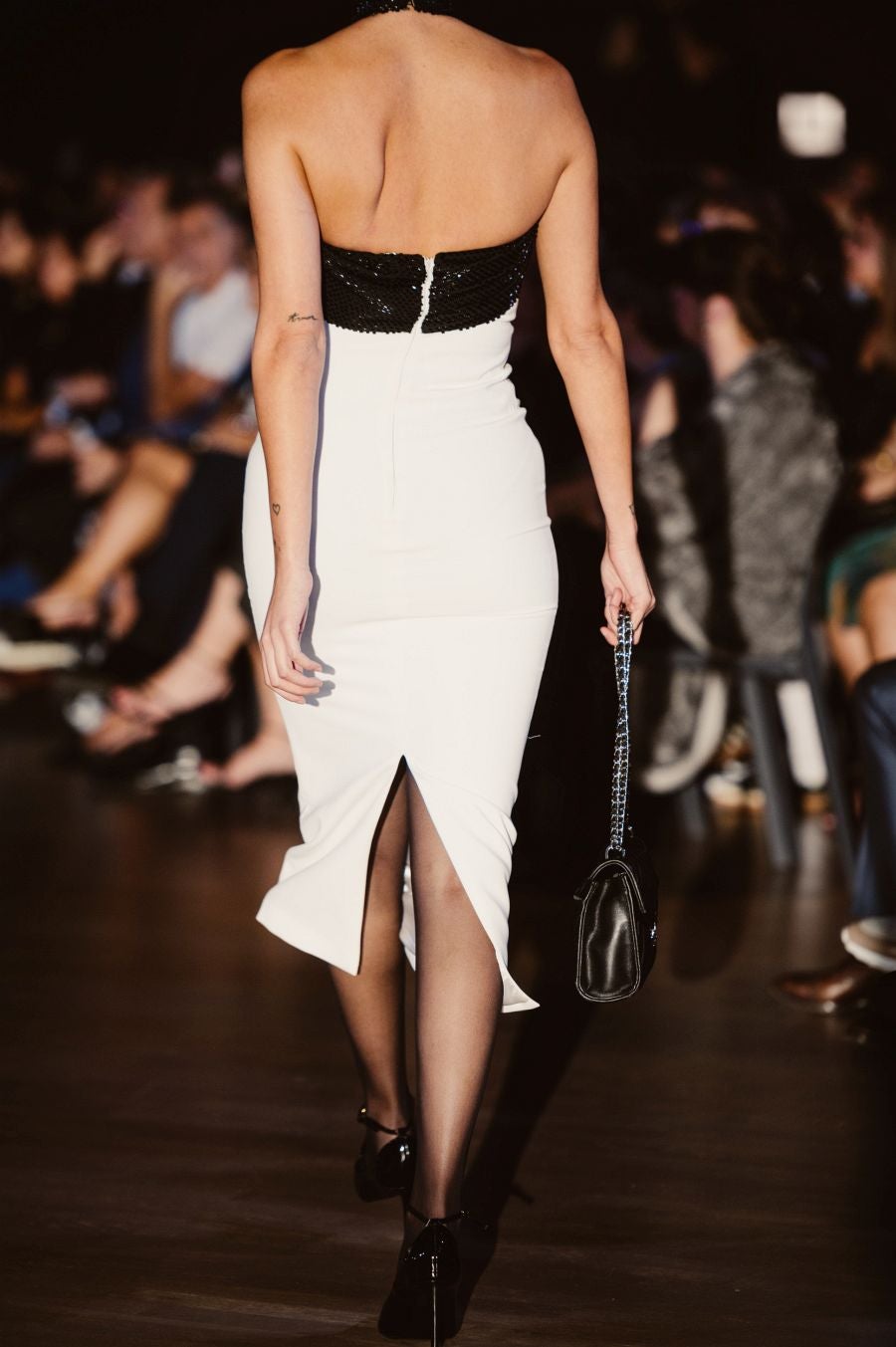 Desfile de Nicolás Montenegro en el Museo Balenciaga