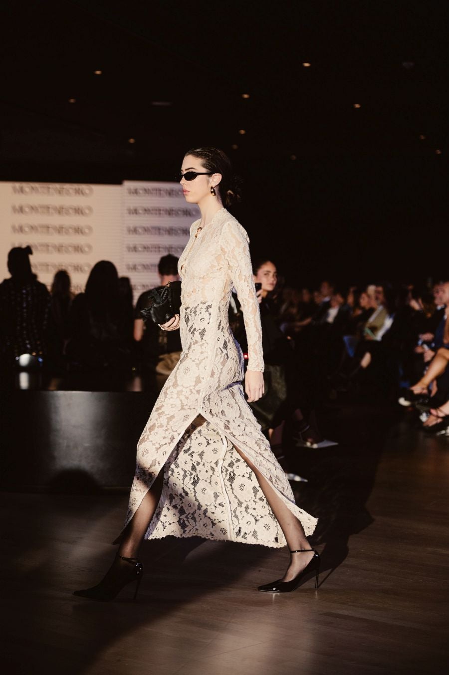 Desfile de Nicolás Montenegro en el Museo Balenciaga