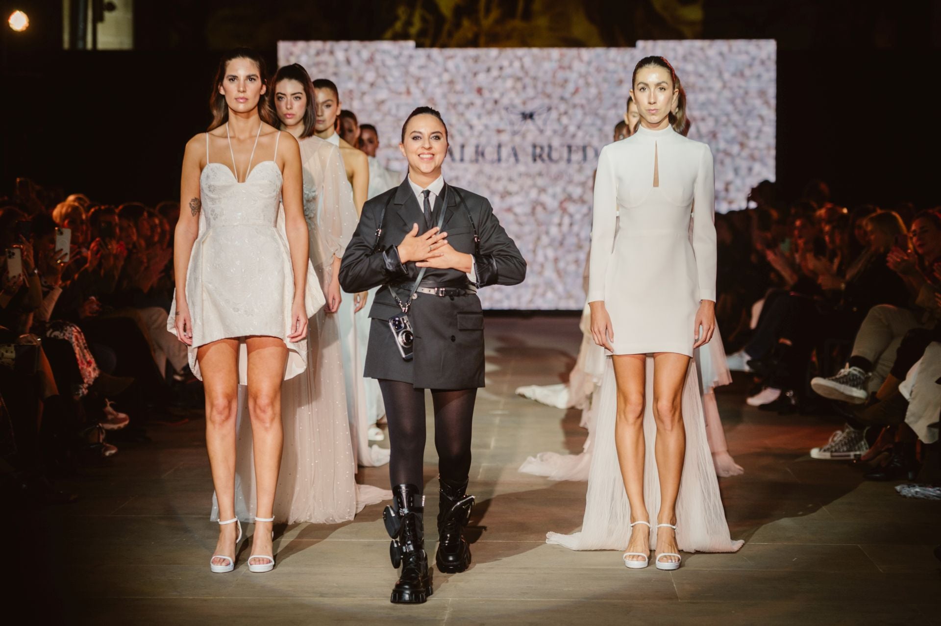 El desfile de Alicia Rueda, en imágenes