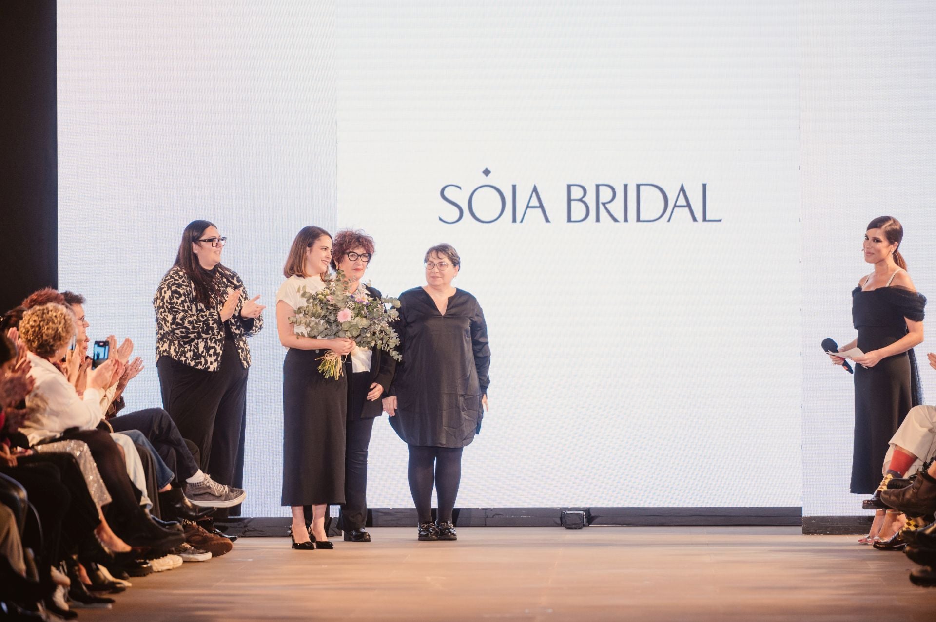 Las imágenes del desfile de Soia Bridal