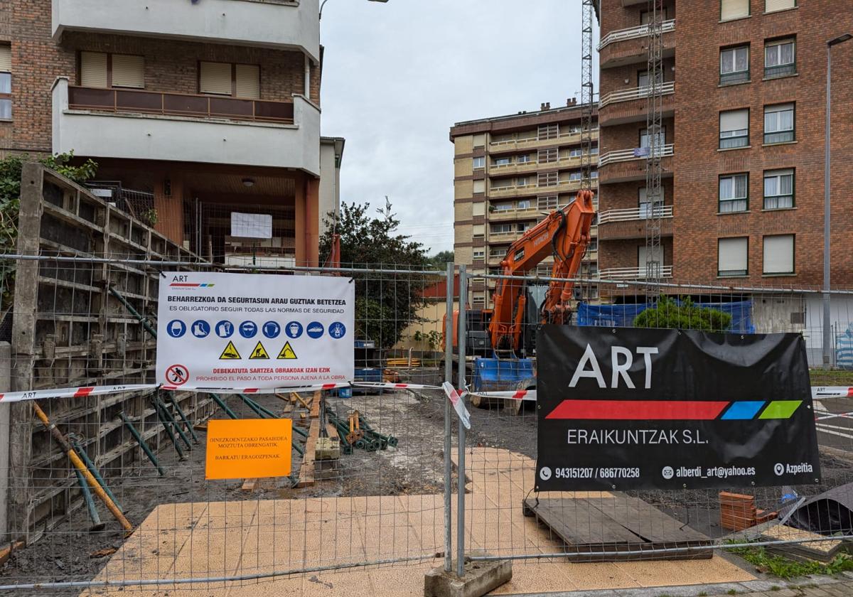 Euskal Herria kaleko lanak aurreko astean hasi ziren