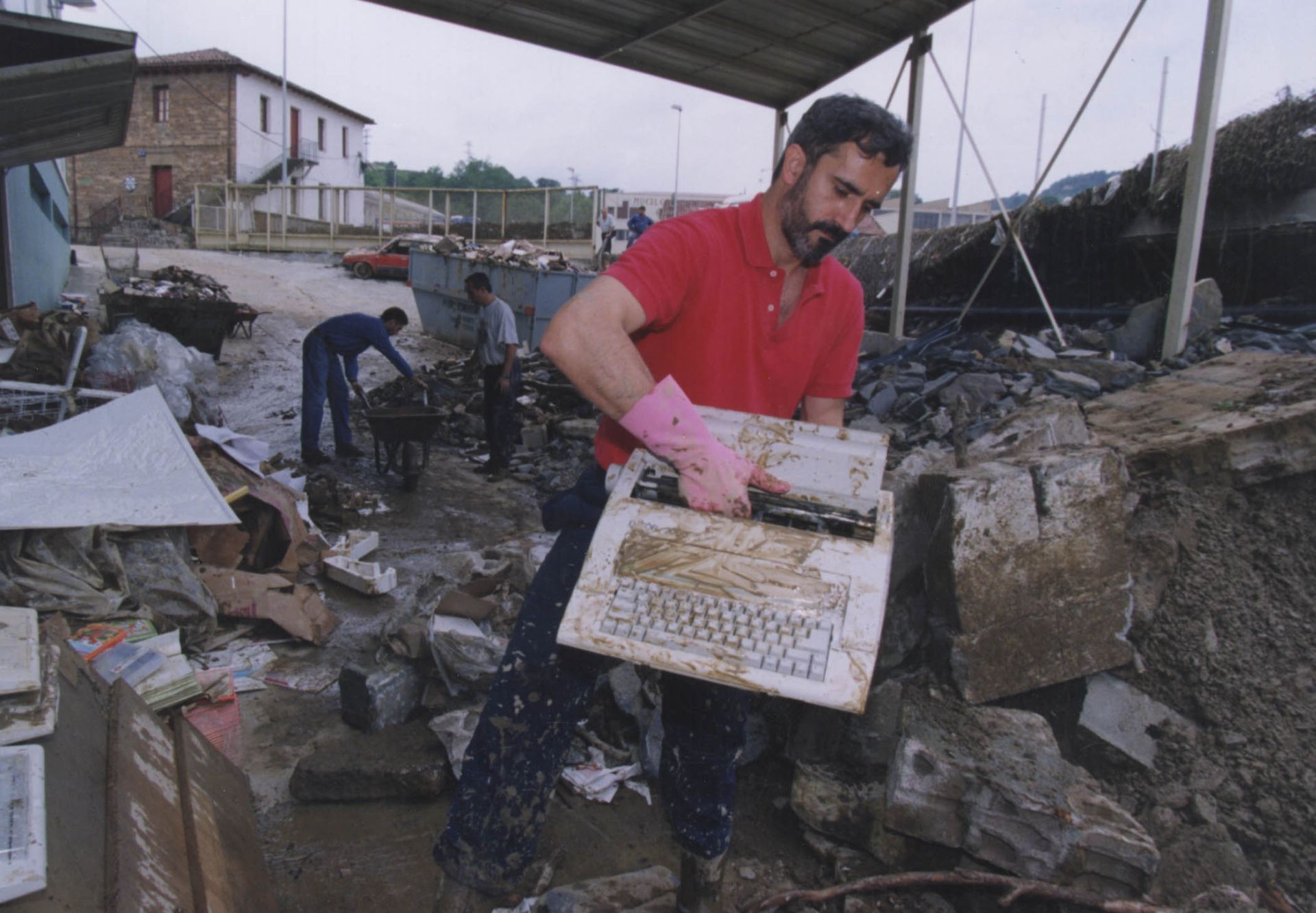 Las imágenes de la histórica tromba de agua que anegó Gipuzkoa en junio de 1997