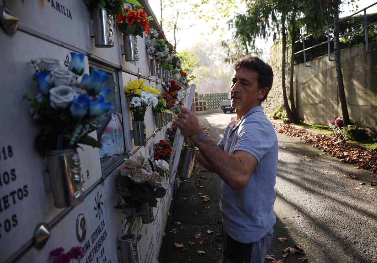 «Ver entierros todos los días te hace apreciar más la vida, hay que aprovecharla»