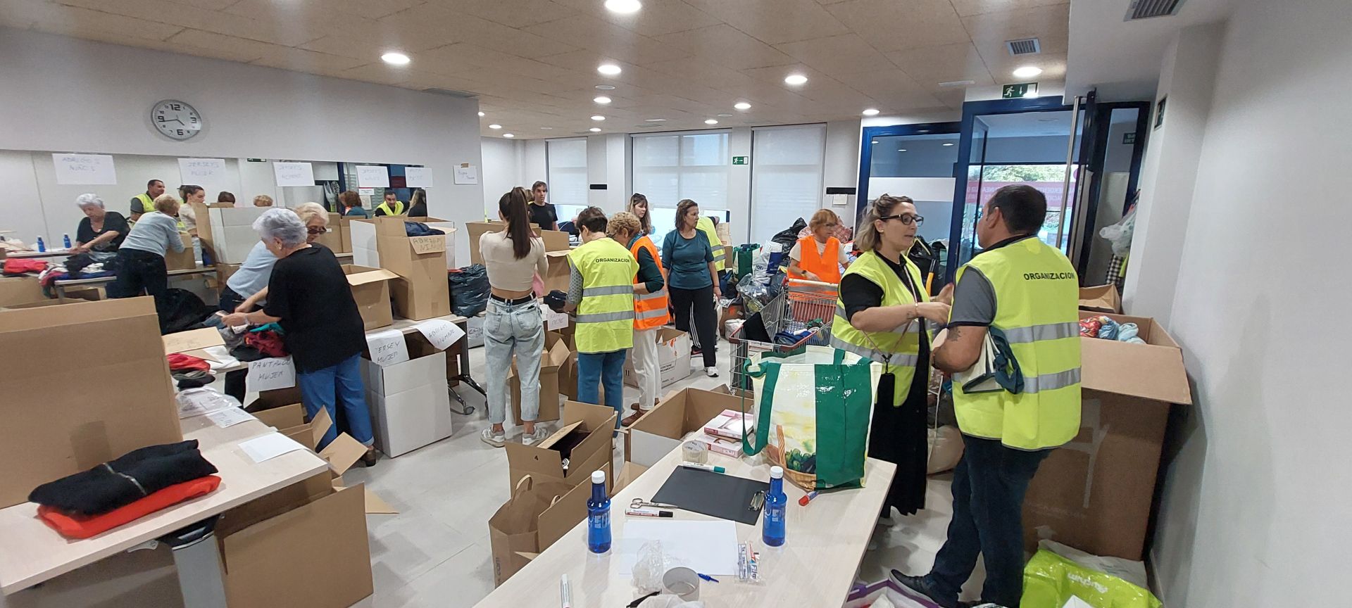 Irun se vuelca con los damnificados por la DANA