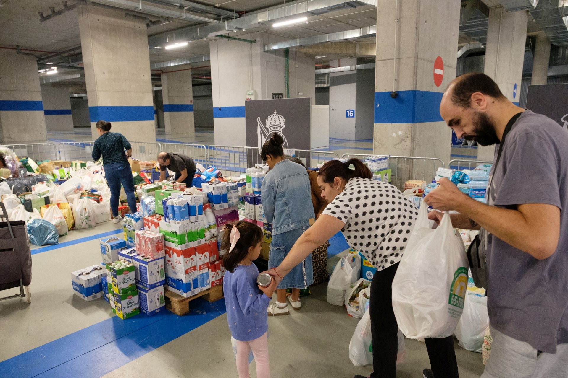 Solidaridad en el Reale Arena con los afectados por la DANA