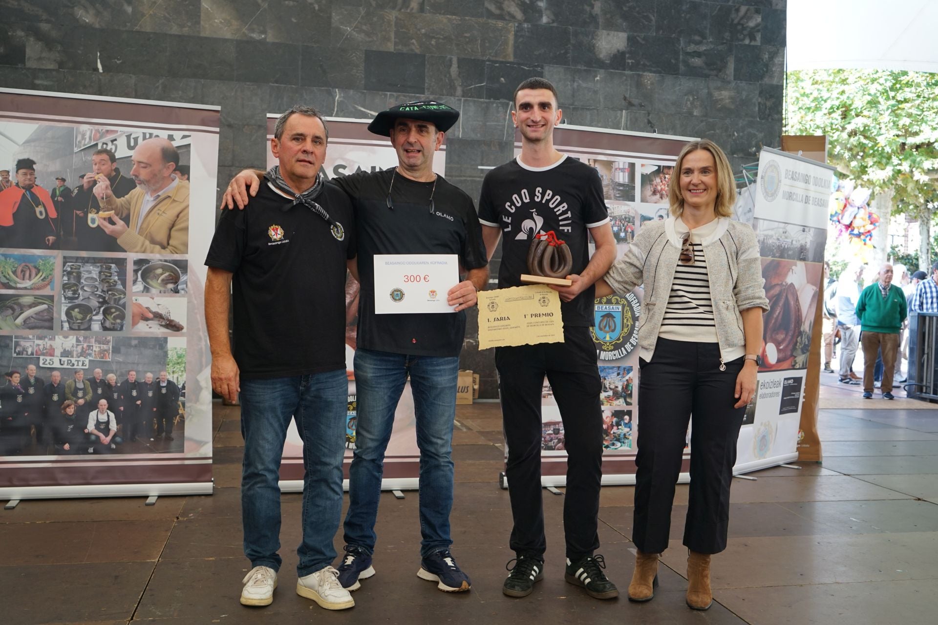 Sabor, tradición y amantes de la morcilla se reunen en Beasain